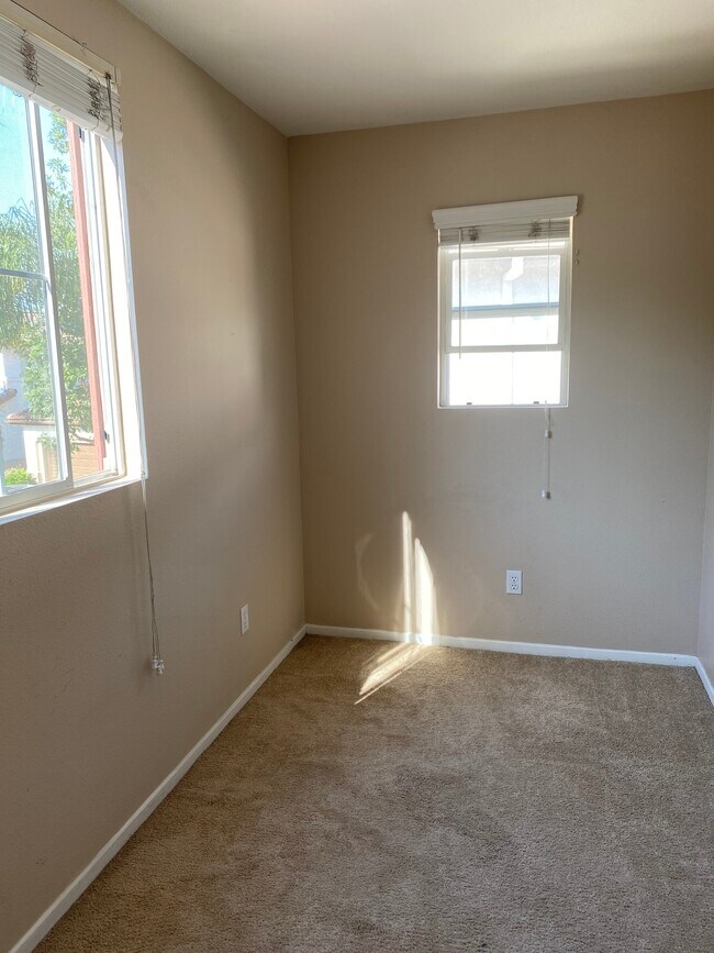 Building Photo - 11855 Westview Pky