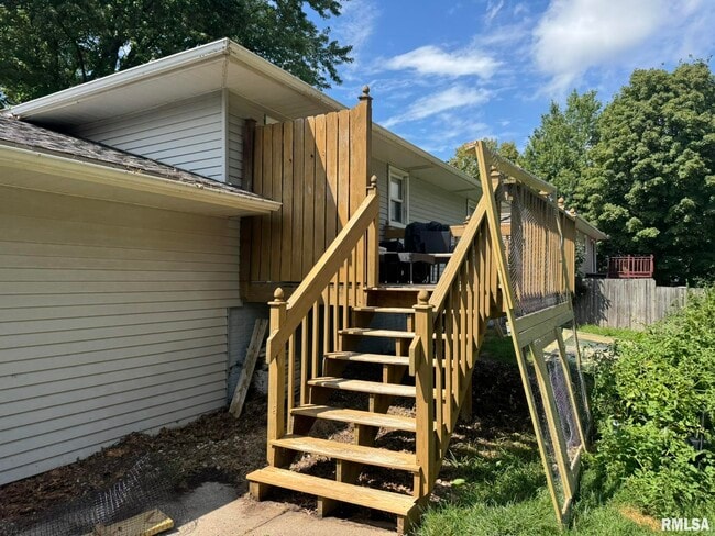 Building Photo - 4125 Utica Ridge Rd