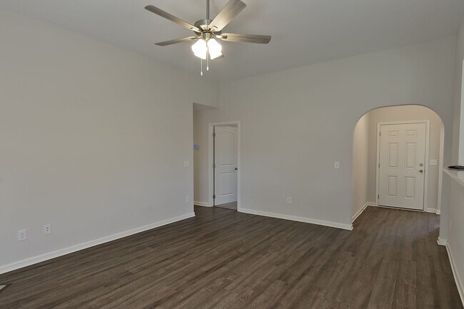 Building Photo - Home for rent in Prattville