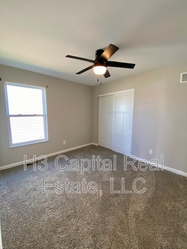 Building Photo - 2518 London Ln