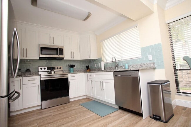 Primary Photo - 67 Balfour Rd E