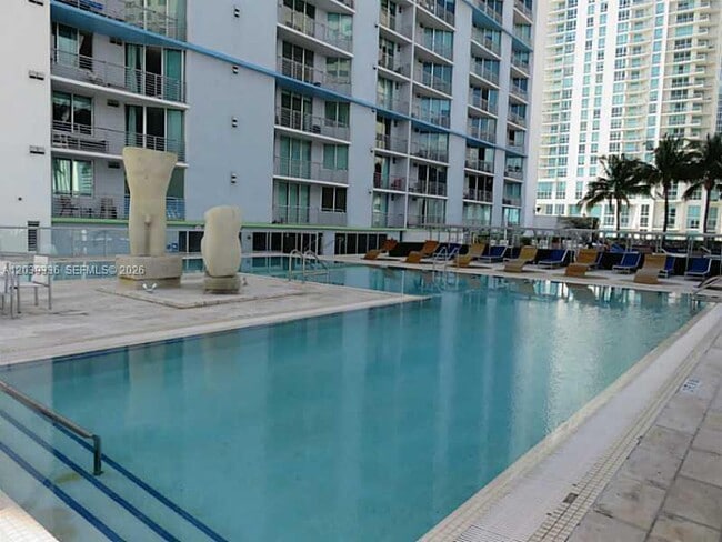 Building Photo - 325 S Biscayne Blvd