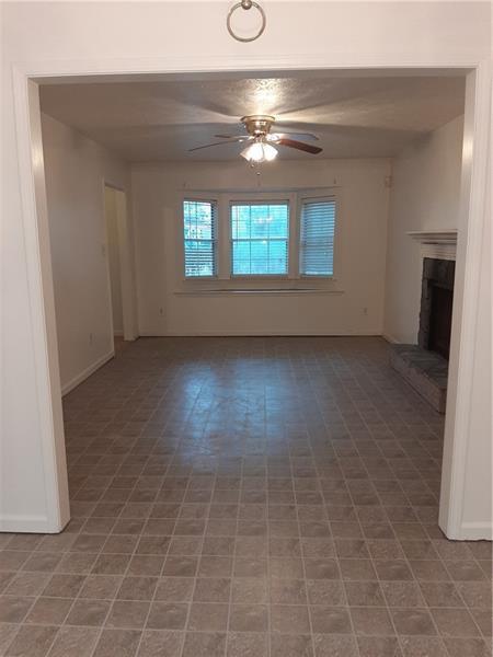 Building Photo - 4429 Coopers Creek Dr SE