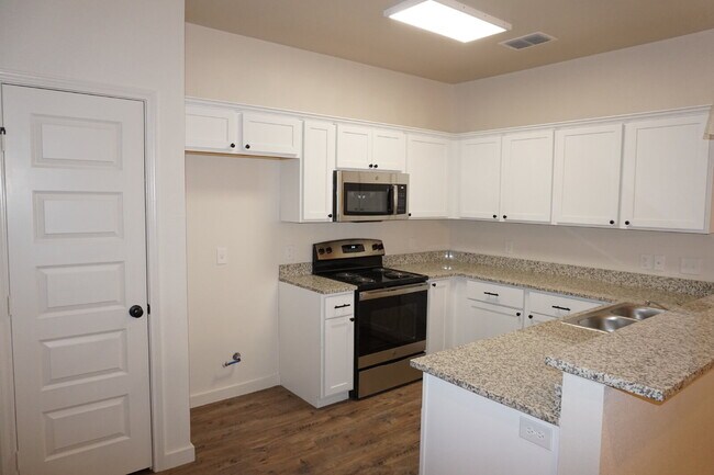 Building Photo - New subdivision Frenship schools