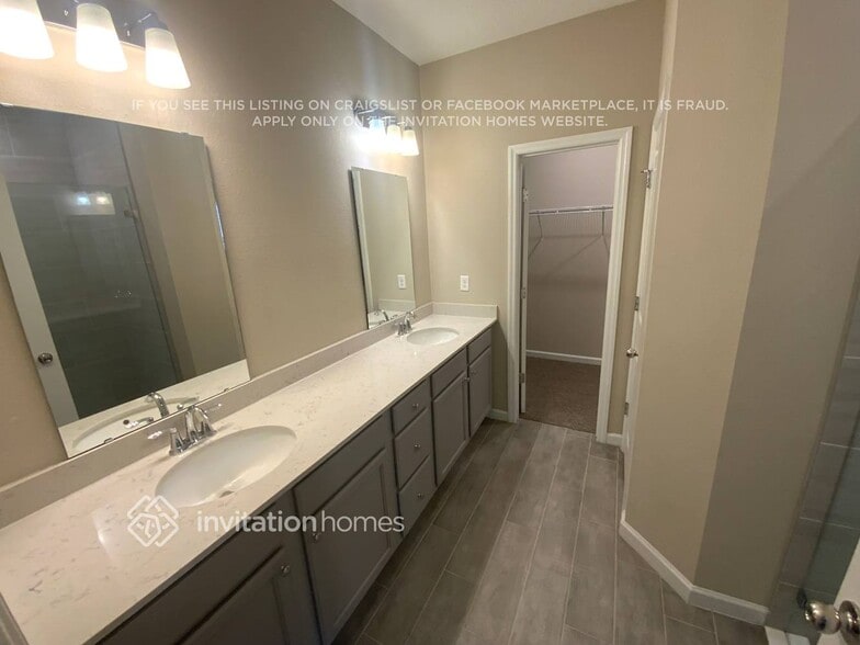 Building Photo - 2474 Laylas Wy