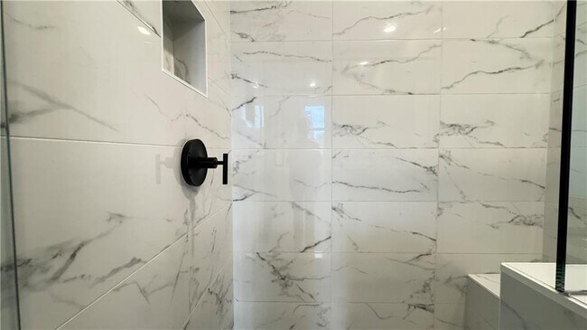 Building Photo - 2611 Alcovy Trl NE