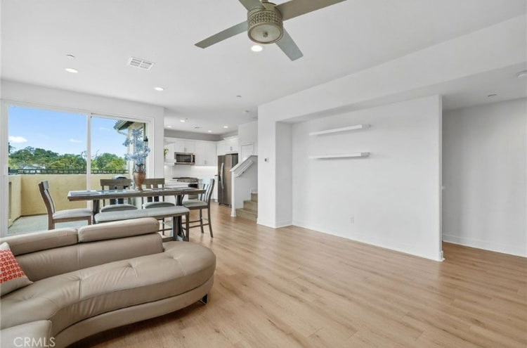 Building Photo - 4382 Pacifica Wy