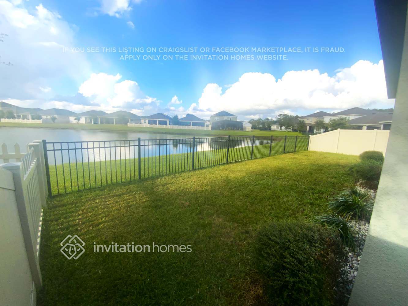 Building Photo - 1792 Chatsworth Cir