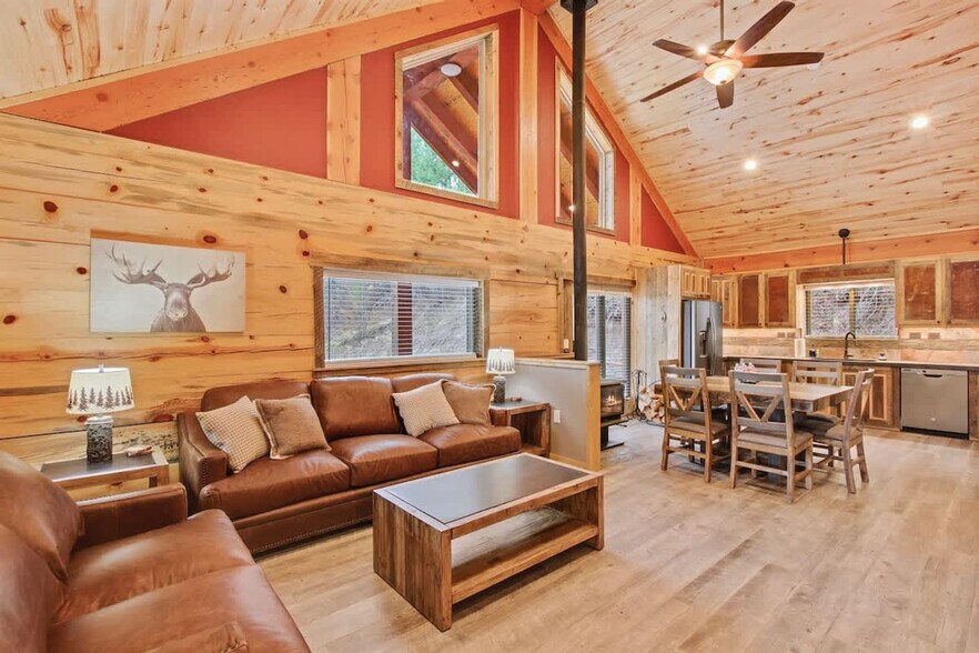 Primary Photo - 96 Shilo Dr