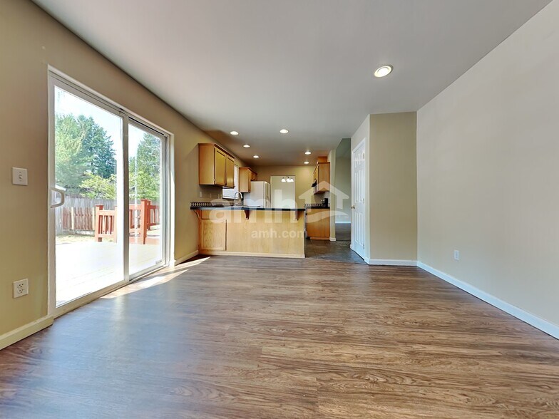 Building Photo - 17218 12th Avenue Ct E