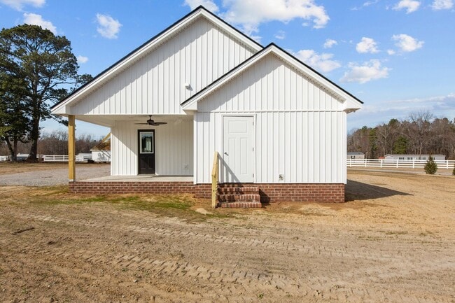 Building Photo - New Construction!