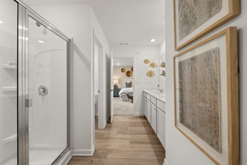 Building Photo - 16 Red Dragon Dr