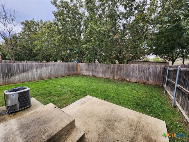 Building Photo - 622 Creekside Cir