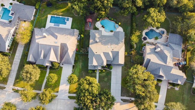 Building Photo - 5323 Lake Hill Farm Way