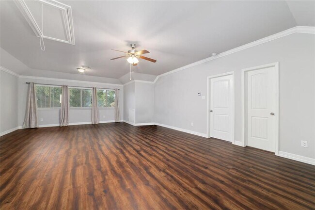 Building Photo - 21606 Hansom Dr