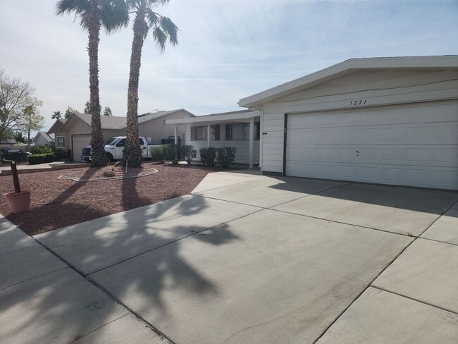 Building Photo - A Fabulous 3 Bedroom Single Story Home with a Pool/Spa.