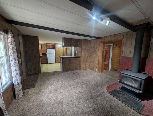Building Photo - 2 Bed 2 Bath in Usk