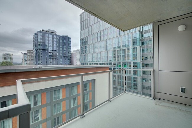 Building Photo - 1Bd/1Ba Bellevue Condo