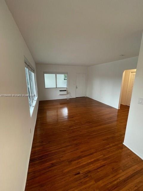 Building Photo - 9300 E Bay Harbor Dr