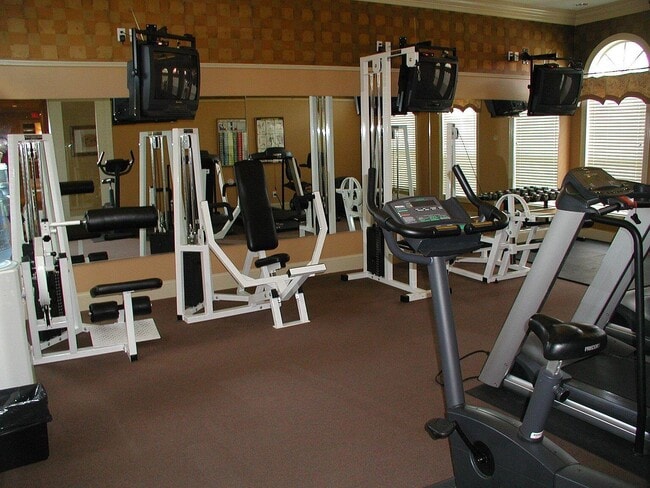 Building Photo - 2028 Alta Meadows Ln