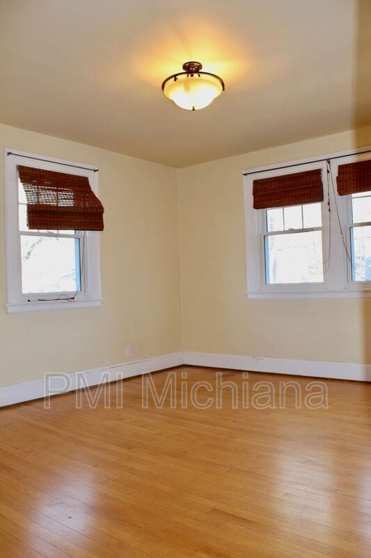 Building Photo - 1151 Hillcrest Rd