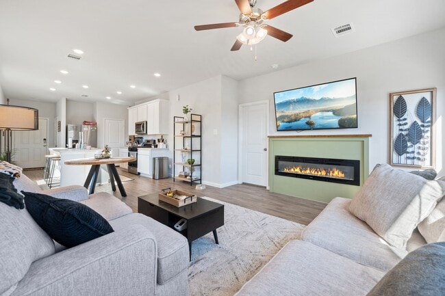 Building Photo - 20819 Adventure Wy