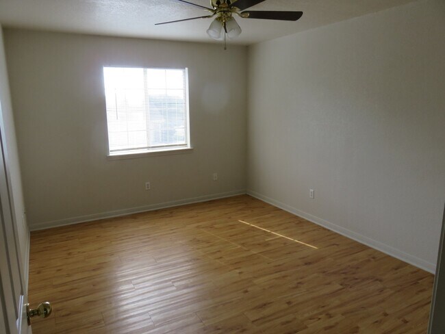 Building Photo - 2608 Tortuga Ln