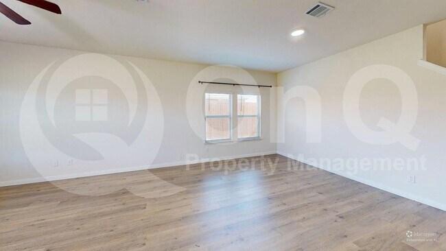 Building Photo - 1400 Colonial Bluff Ln