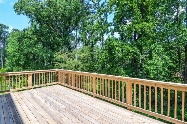 Building Photo - 3963 Enclave Wy