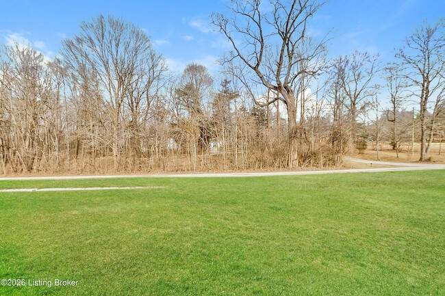 Building Photo - 8426 Gateway Run Rd