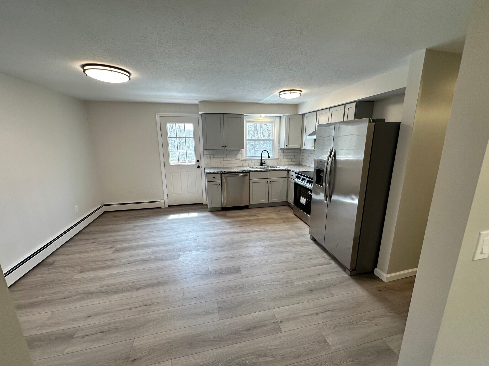 Building Photo - 131 Camp Meeting Rd