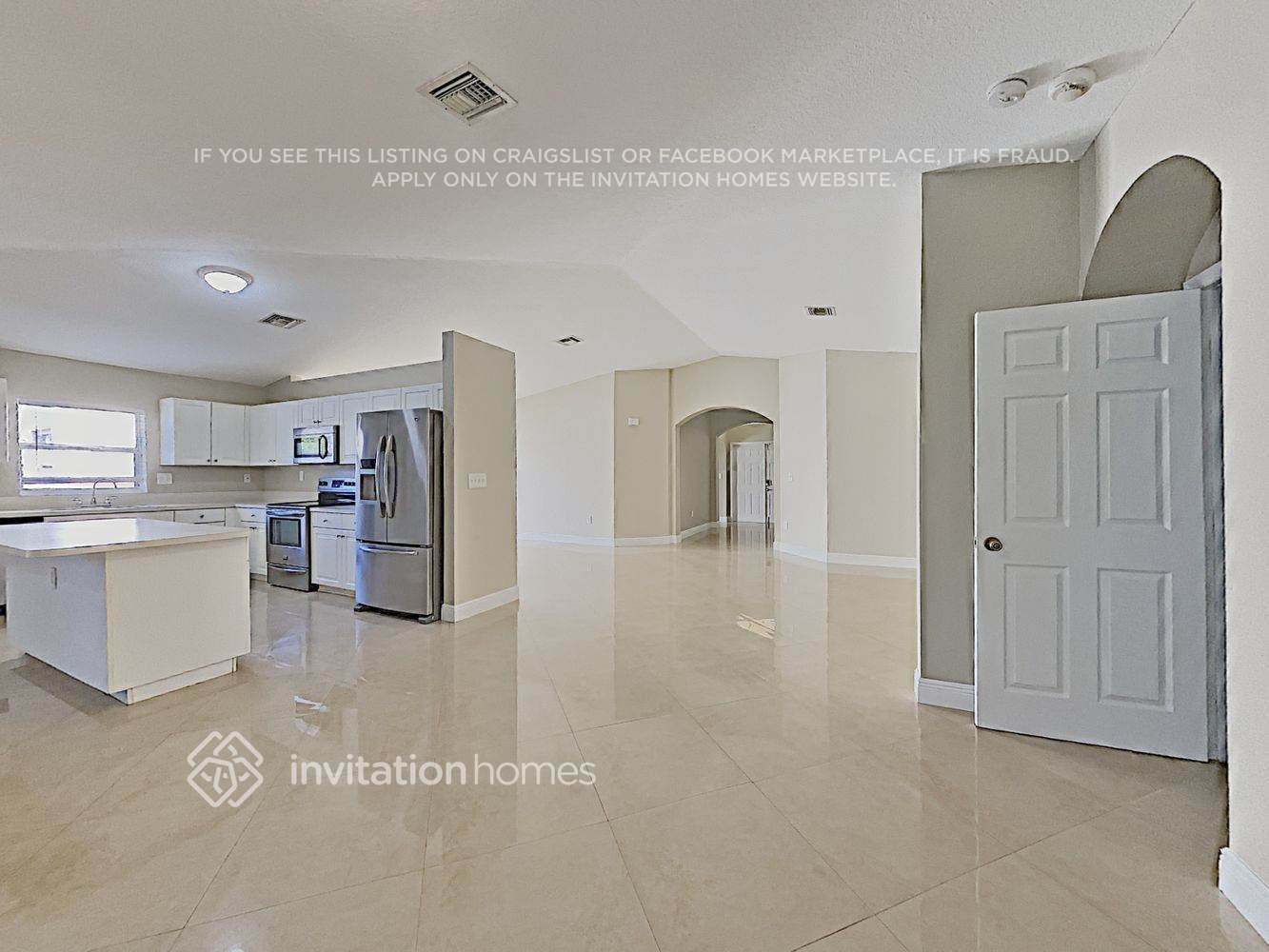 Building Photo - 13500 SW 118th Pl