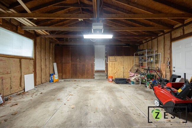 Building Photo - OPEN HOUSE Thursday August 29th 5-6pm