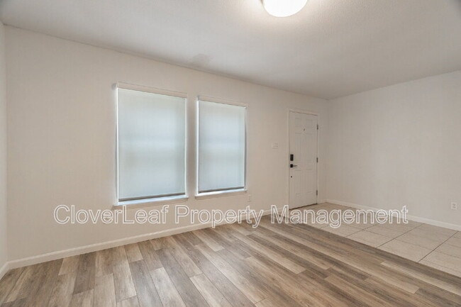 Building Photo - 15410 Wood Sorrel