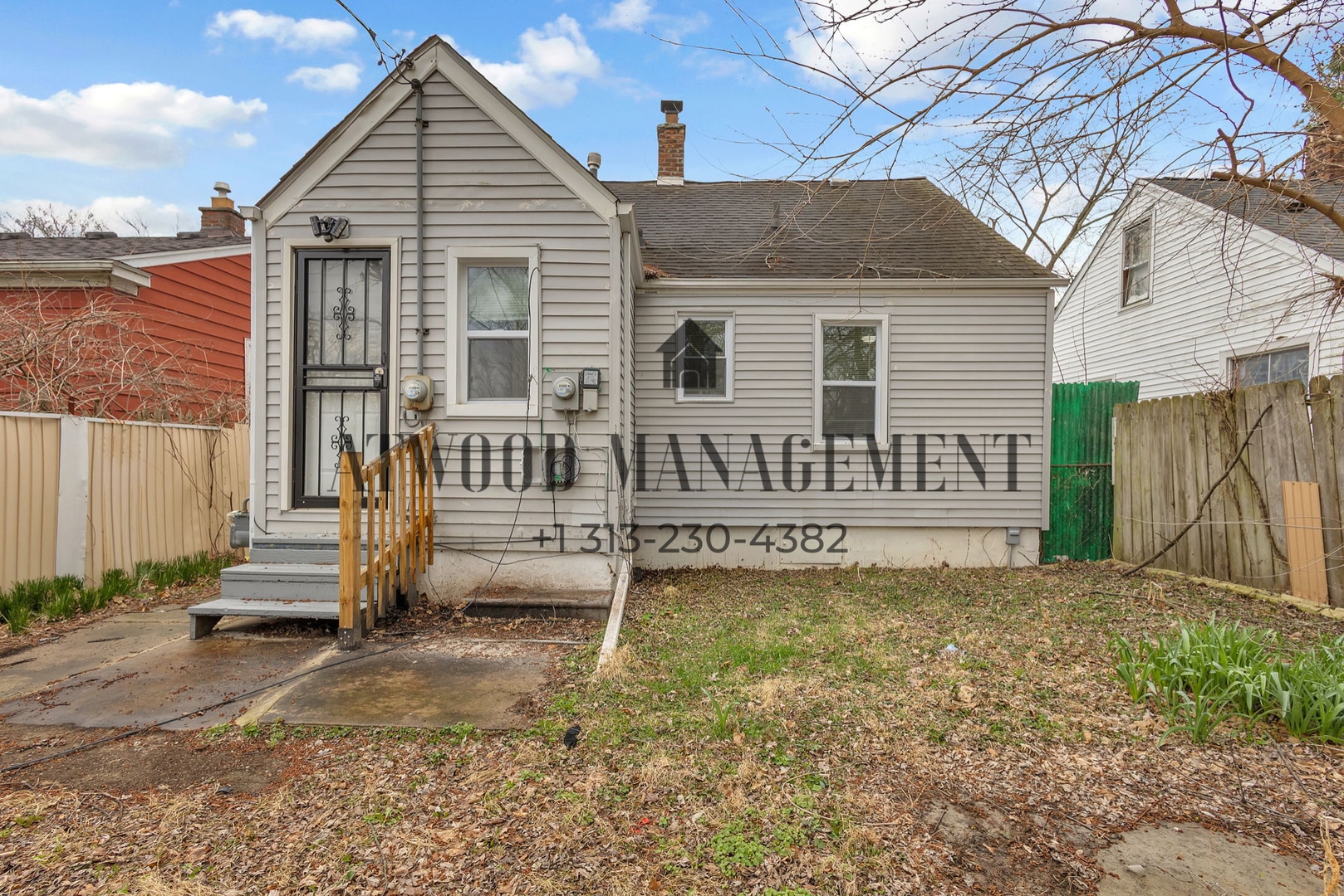 Building Photo - This beautifully updated 3-bedroom, 1-bath single-family home is ready for move-in!