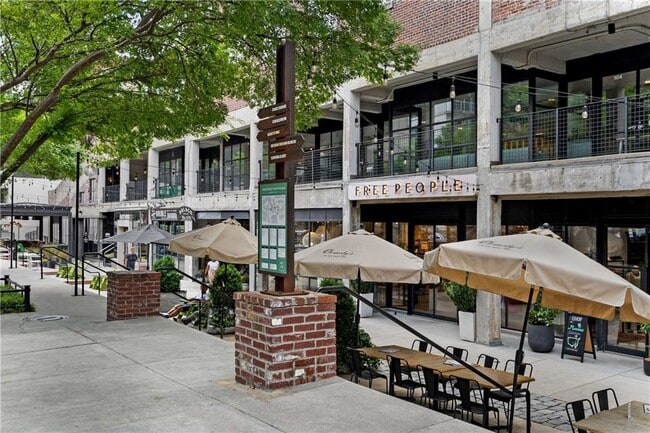 Building Photo - 1338 Booth Ave NW