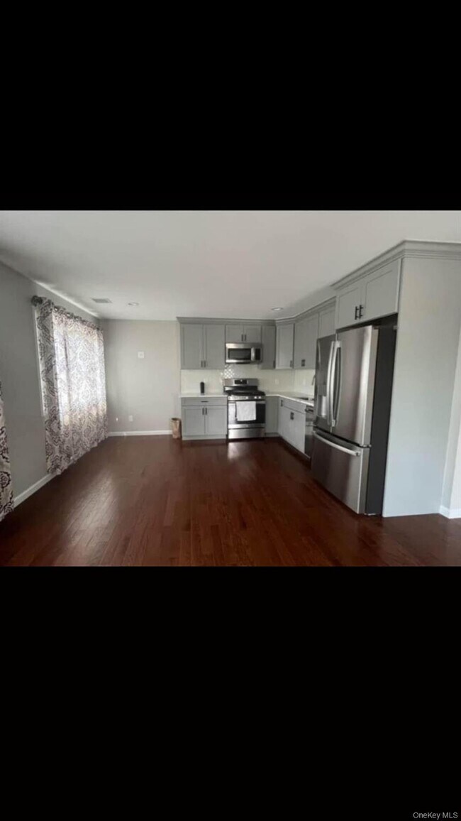 Building Photo - 84 Commonwealth Ave