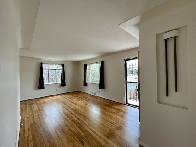 Building Photo - 5230 Perry St