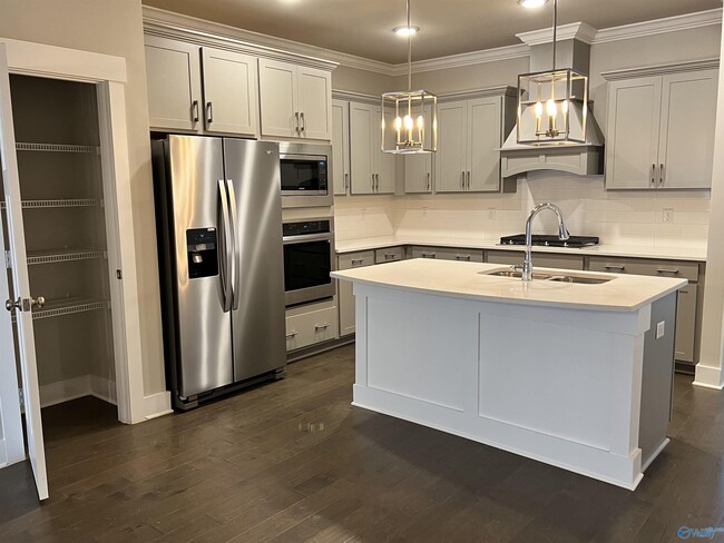 Building Photo - 440 Tillane Pk Cir