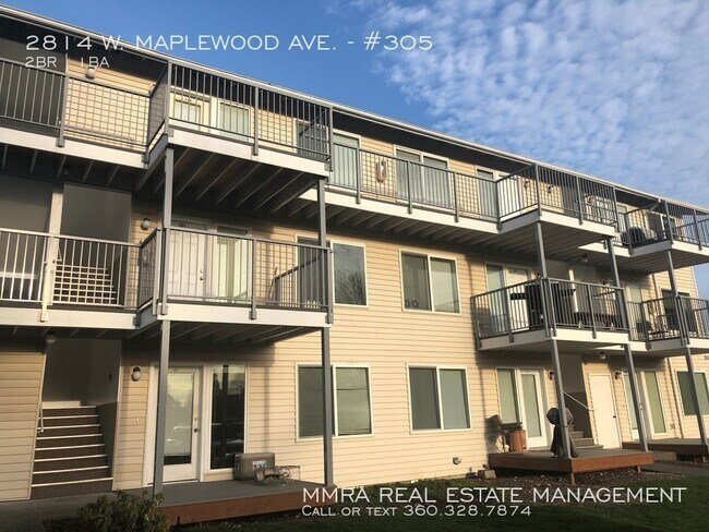 Building Photo - PRE-LEASING:Great 2 Bedroom Top Floor Unit!