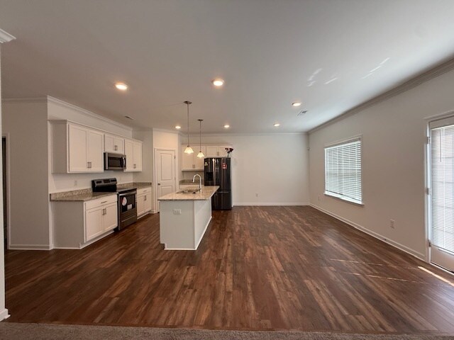 Building Photo - 849 Sage Hill Dr