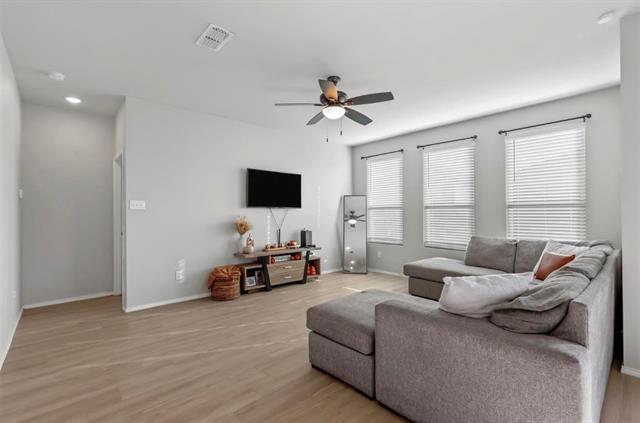 Building Photo - 7600 Gangway Dr