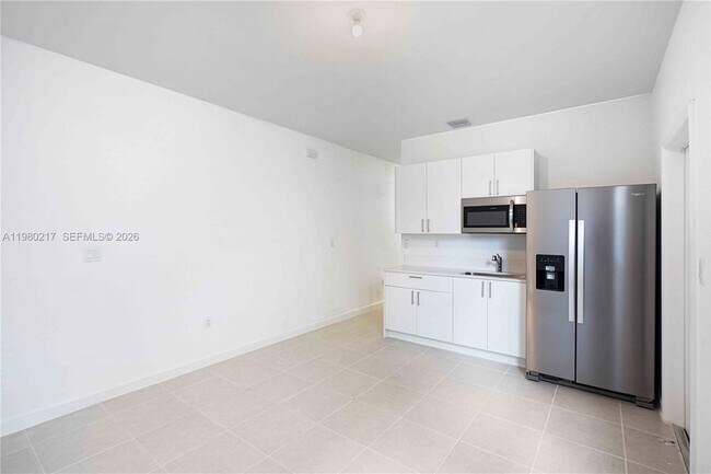 Building Photo - 16261 SW 148th Ave