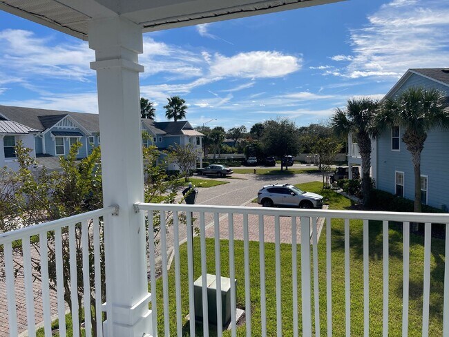Building Photo - 32 Islander Cir