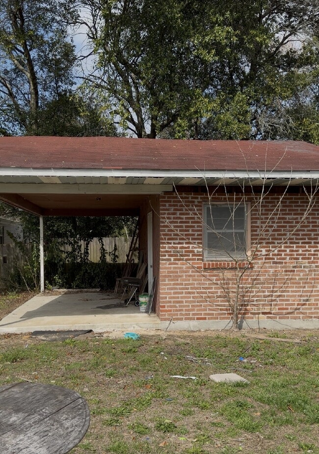 Building Photo - Handyman Special – Land + Home (Rent-to-Own)