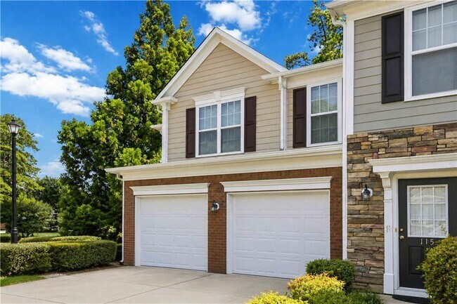 Building Photo - 105 Finchley Dr