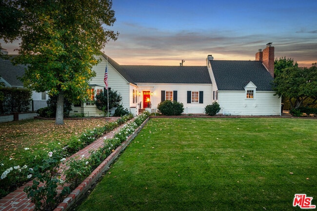 Building Photo - 4649 Sancola Ave