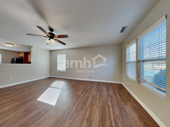 Building Photo - 15709 Lakepoint Forest Dr