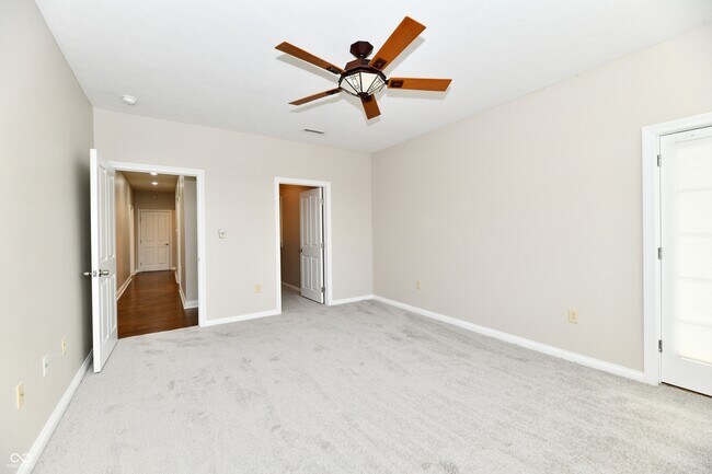 Building Photo - 8555 One W Dr