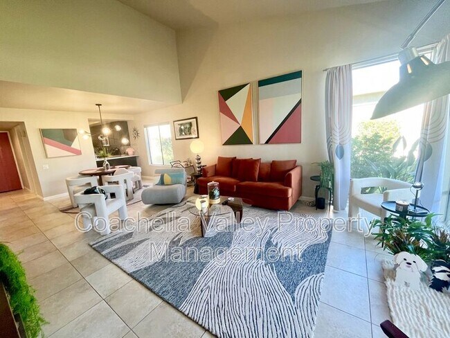 Building Photo - 1310 Campeon Cir